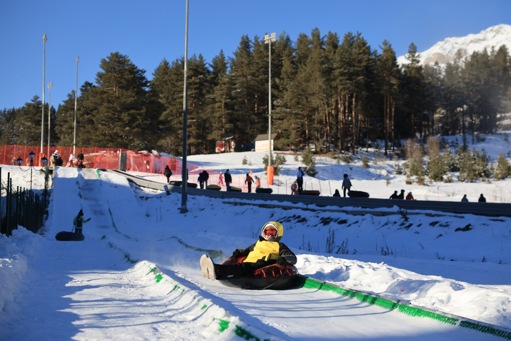 Услуги и развлечения